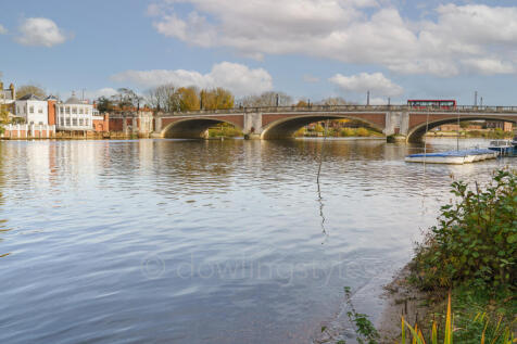 River Thames at Hampton Court