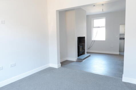 Derry Street, Barrow-In-Furness, LA14 2EF photo 4