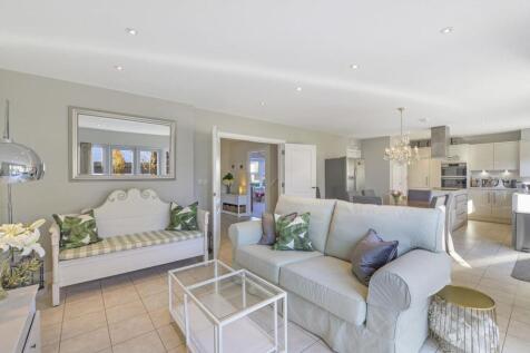 Kitchen/Diner/Family Room