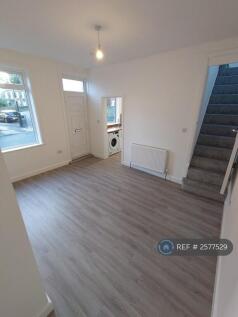 Henley Road, Leeds, LS13 photo 4