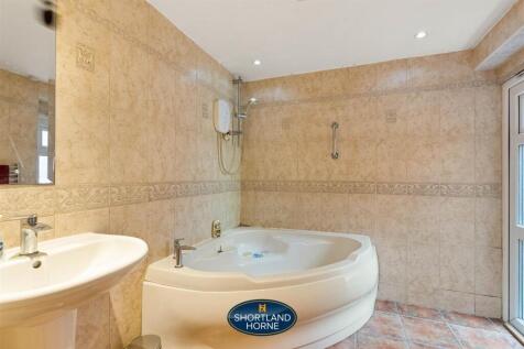 87 Watercall Avenue WM (16 of 23).jpg