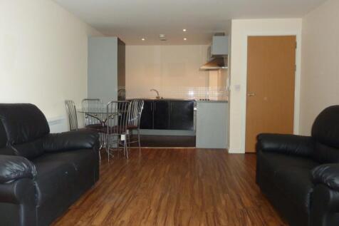 Lounge &amp; Kitchen