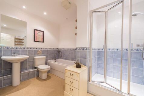 110 frenchay bathroom