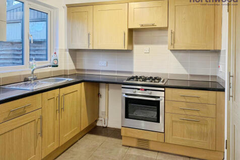 Monnow Gardens, West End, SO18 photo 5