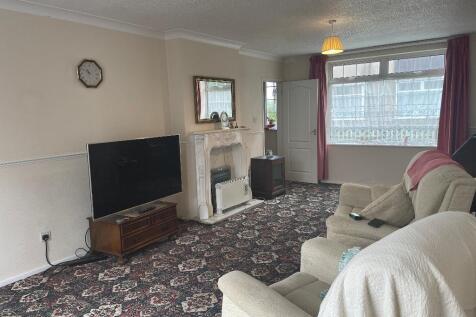 Lounge 4.jpg