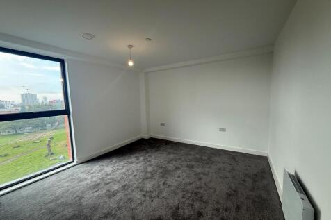 Apartment 521, Willow Court, Ford Lane, Manchester, M6 6RZ photo 4