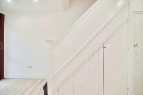 Screenshot 2025-0...