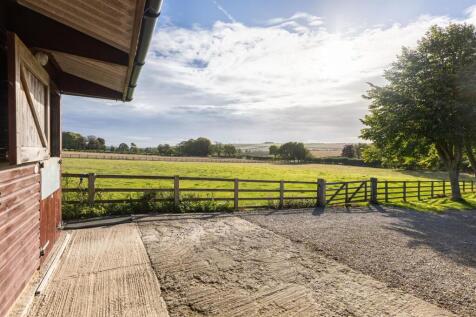 Stable Block &amp; Paddock