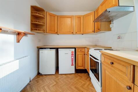 6_Kitchen-1.jpg