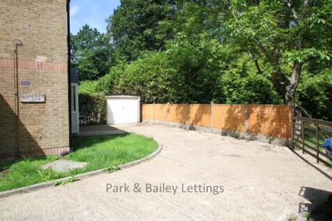  Garage/ driveway