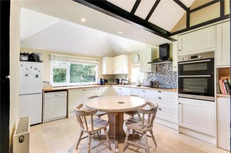 Kitchen/Breakfast Rm