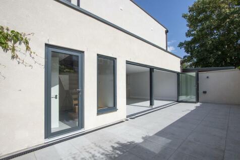 4a Cavendish Road, Colliers Wood external 3.jpg