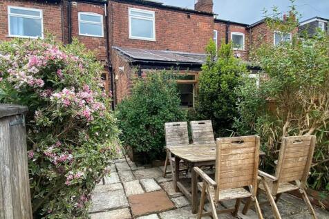 Back garden 1 .jpg