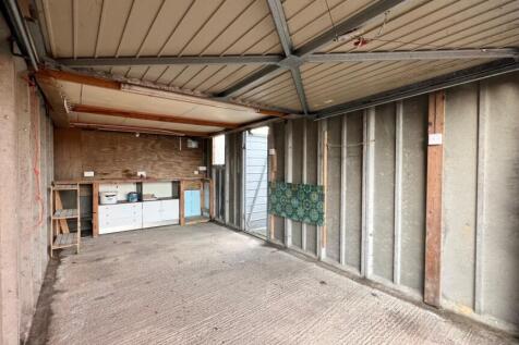 23 King Johns Road Garage