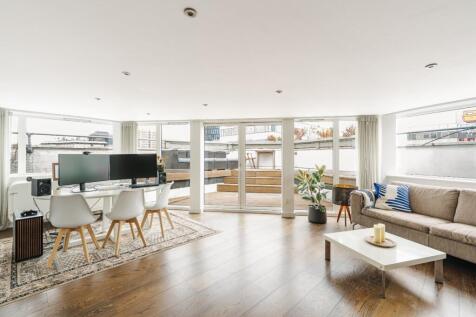 Reception/Kitchen
