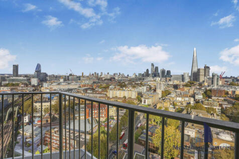 Newington Causeway, Elephant And Castle, London, SE1 photo 4