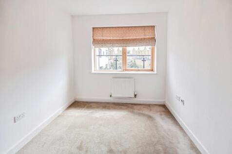 Kinglet Lane, Newhall, Harlow, Essex, CM17 photo 4