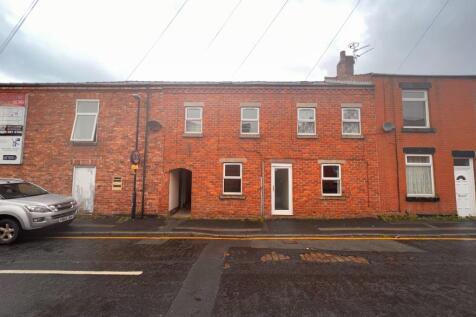 1-bed flat on Beacon Street, Chorley, Lancashire, £575/mo