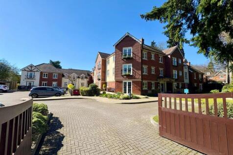 Cadogan Court