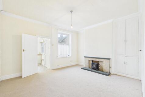 Victoria Road, Earby, BB18 photo 3