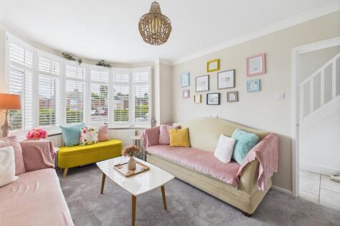 CAM03162G0-PR0284-STILL013