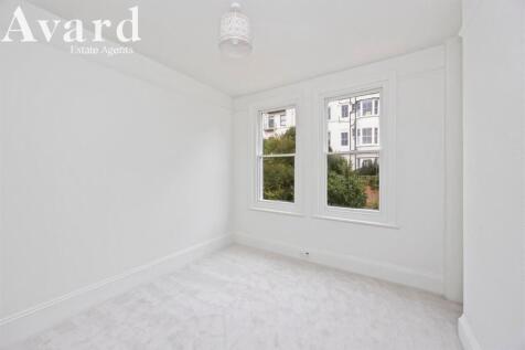 York Avenue, 12_011.JPG