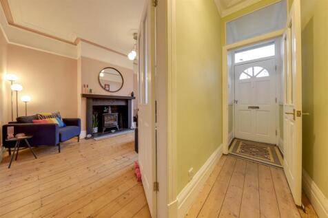 Hall &amp; Vestibule