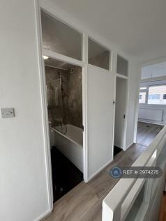Wimborne House, London, SW8 photo 4