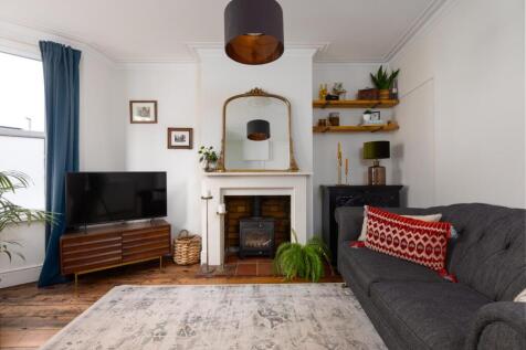 110 Garnet Street, BS3 3JH-1.jpg