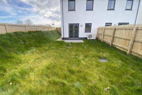 Property rear.jpg
