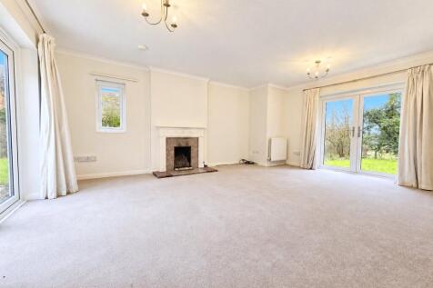 Queen Street (Ref P10262), Castle Hedingham, Halstead, Essex, CO9 photo 3