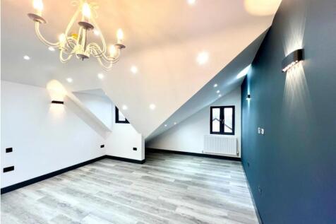 Marlborough Road, Ashford, Surrey photo 3