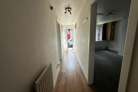 Church Street, Leamington Spa, Warwickshire, CV31 photo 4