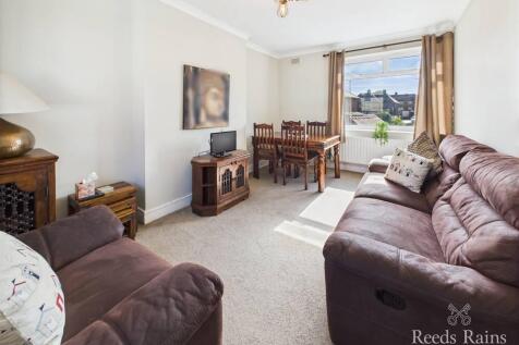 Cecil Court, Ryndleside, Scarborough, North Yorkshire, YO12 photo 5