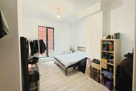 e3d9612e-Bedroom.jpg