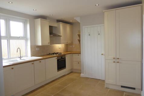 Station Road, Oakham, Rutland photo 3