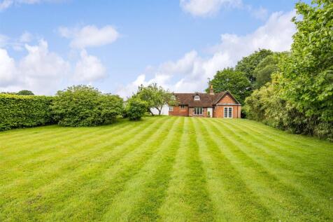Summerfields Cranleigh Road, Wonersh, GU5 0QY-34.j