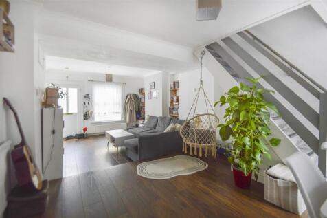 sitting room.jpg