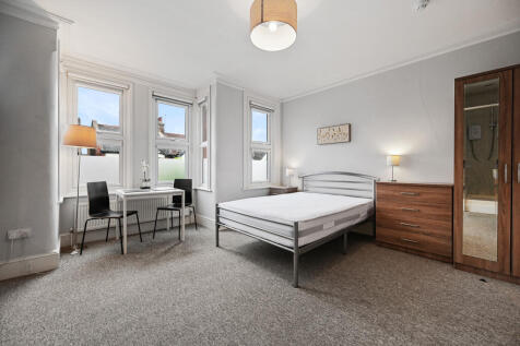 AHCS - 94 Herga Road - Room 4 - 3 (1)