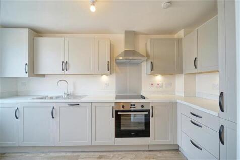 3 bedroom Semi Detached House in Four Acre Drive, Houghton Conquest photo 4