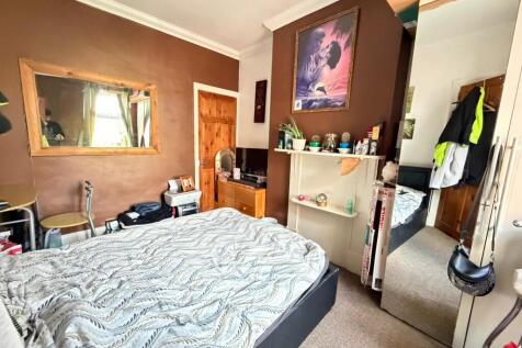 WhatsApp Image 20...