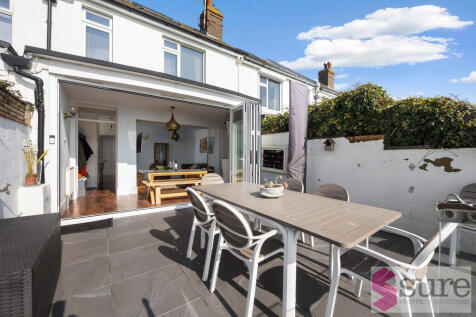 Roedean Terrace, ...