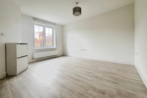 Wuffle Gardens, Nuneaton, Warwickshire, CV11 photo 3