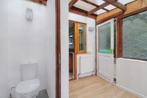9 Conservatory.jpg