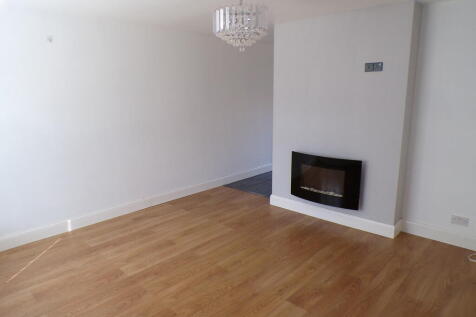 Squirrel Close, Heath Hayes, Cannock photo 4