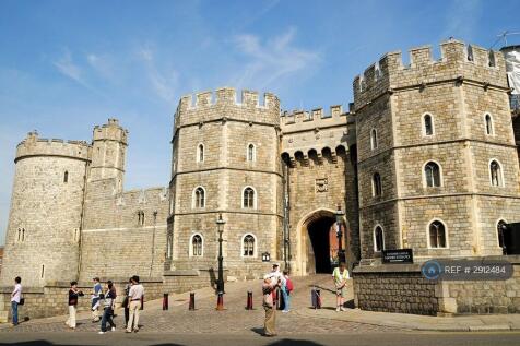 10 Minutes Walk From Windsor Castle 
