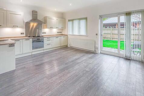 Kitchen/dining/li...