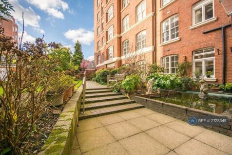 Private Common Garden