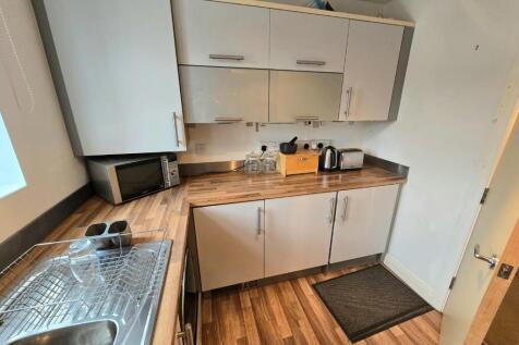 14 Edna Bowley Court, Market Harborough, Leicestershire, LE16 photo 4