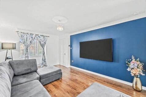 d48bd7ae-living 2...